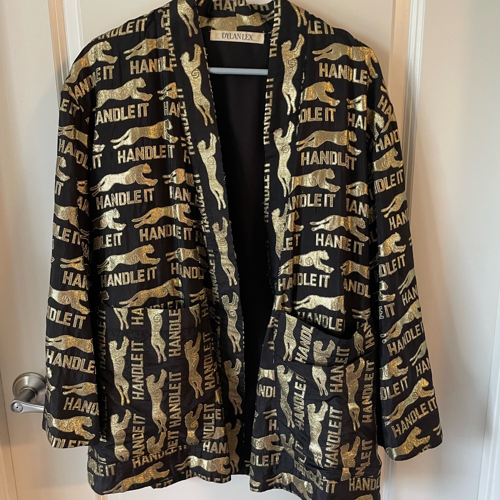 Dylanlex Robe